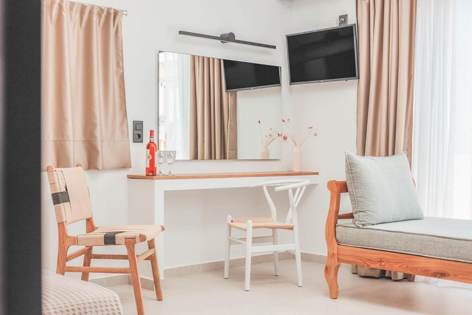 Plakakia Luxury Apartments Makrýgialos Buitenkant foto