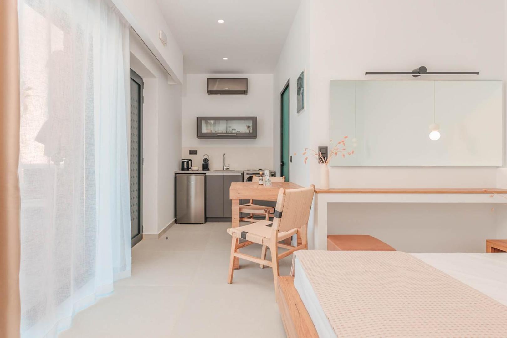 Plakakia Luxury Apartments Makrýgialos Buitenkant foto