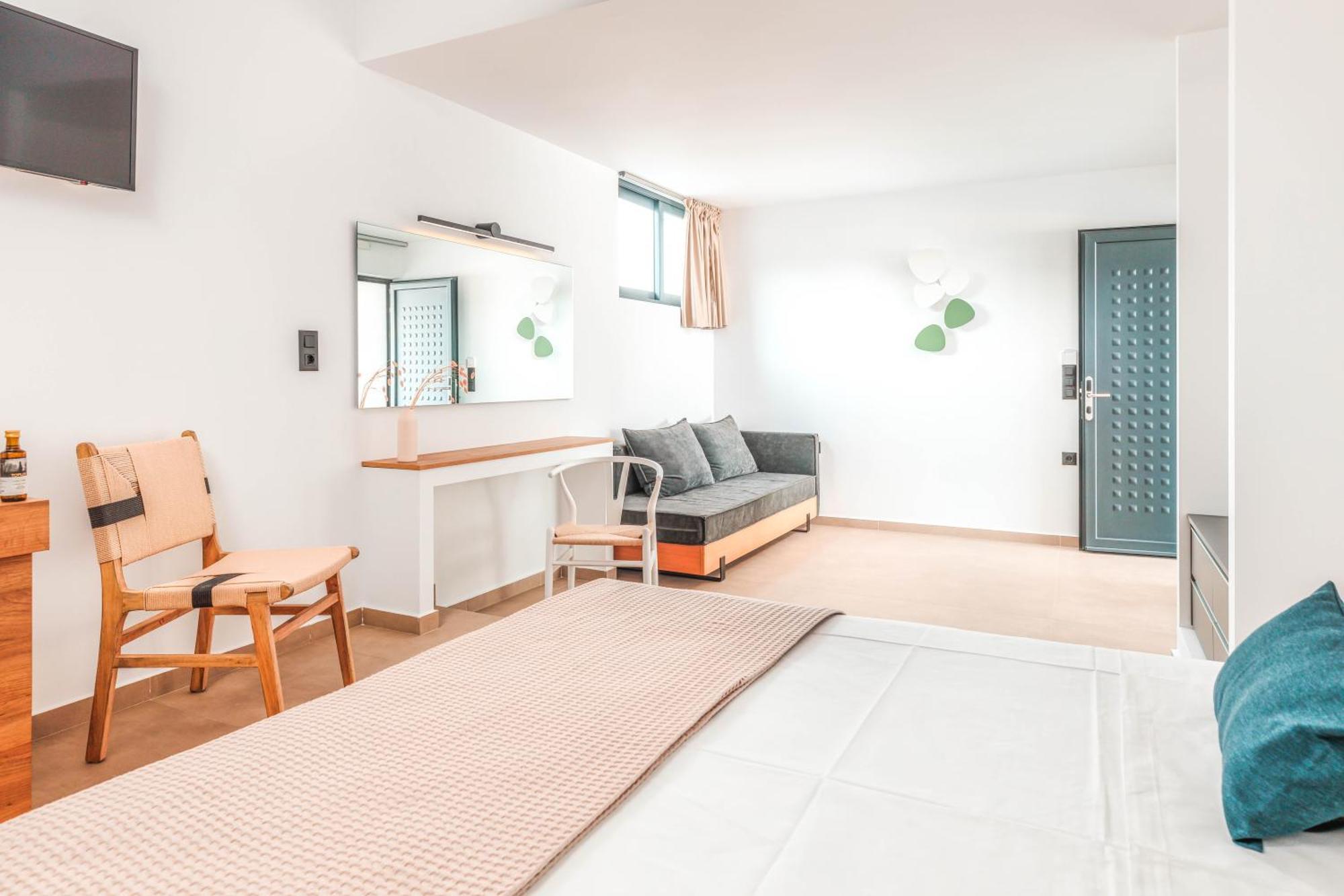 Plakakia Luxury Apartments Makrýgialos Buitenkant foto